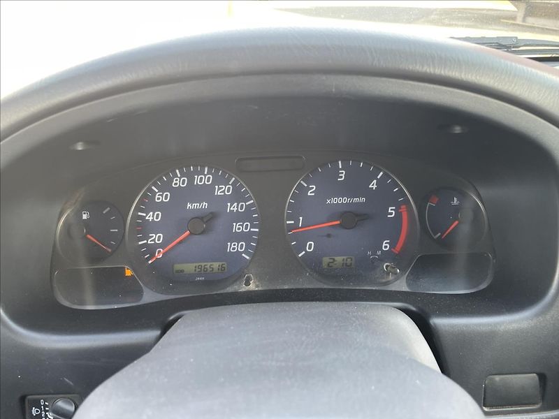 Nissan Navara 2,5  98 kW*King Cab*nová STK - fotka 17 z 28