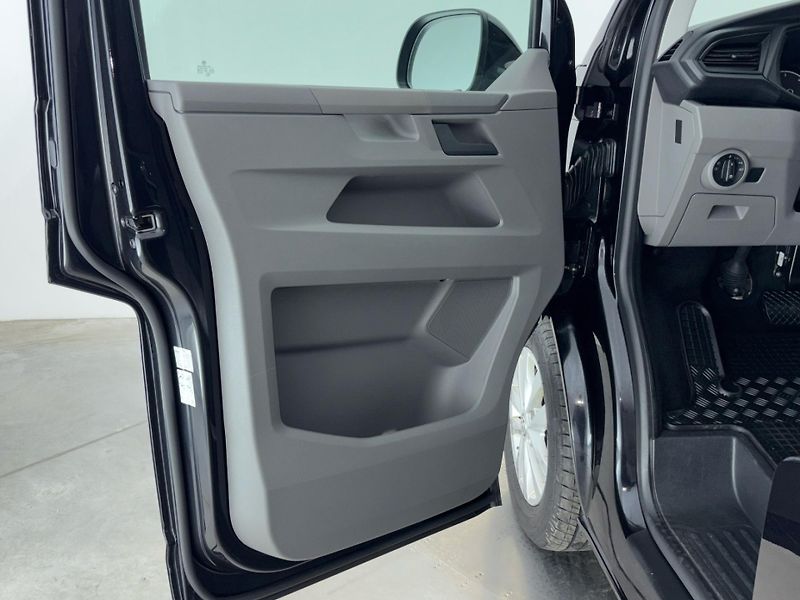 Volkswagen Caravelle Long Comfortline DSG - fotka 13 z 27