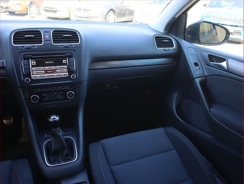 Volkswagen Golf (2012) 1.4 TSI, Serv.kniha, Tempomat - fotka 8 z 16