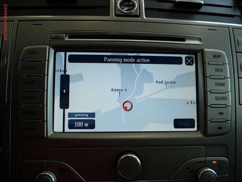 Ford Kuga (2011) 2.0 TDCi 4x4, Navigace - fotka 19 z 22