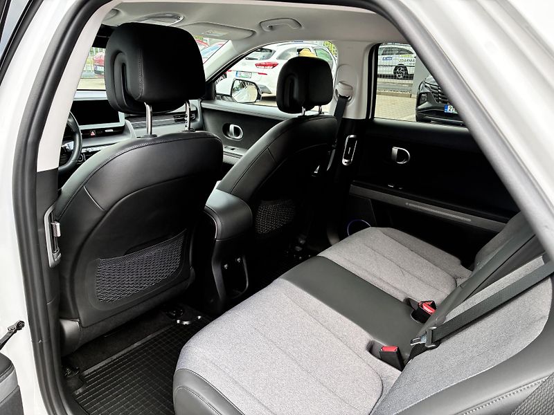 Hyundai Ioniq 5 58KWH-125KW,STYLE,ZÁRUKA,1MAJI - fotka 12 z 38