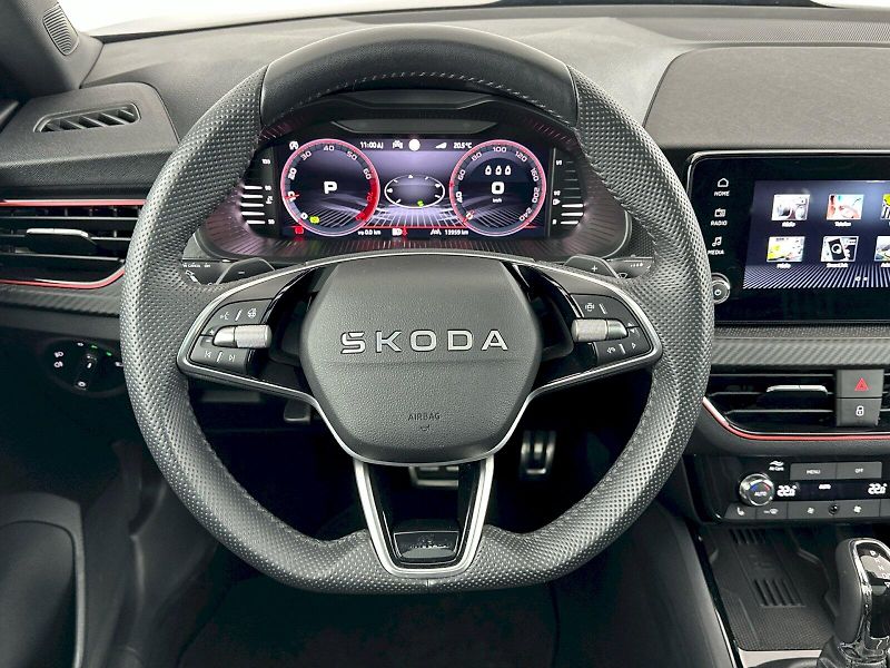 Škoda Kamiq (2025) DSG 1.0TSI 85kW Monte Carlo - fotka 9 z 33