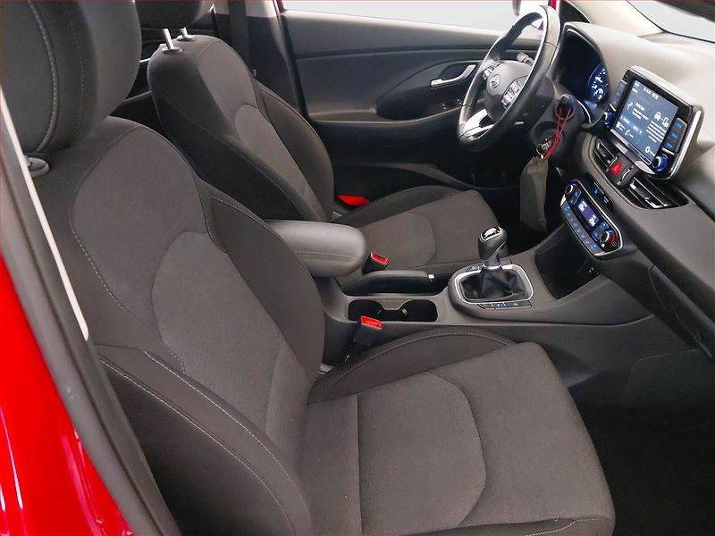 Hyundai i30 (2020) 1.5 T-GDI MHEV, Serv.kniha - fotka 9 z 17