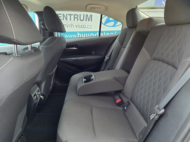 Toyota Corolla 1.6-NÍZKÉ KM-PRAVIDELNÝ SERVIS - fotka 22 z 26