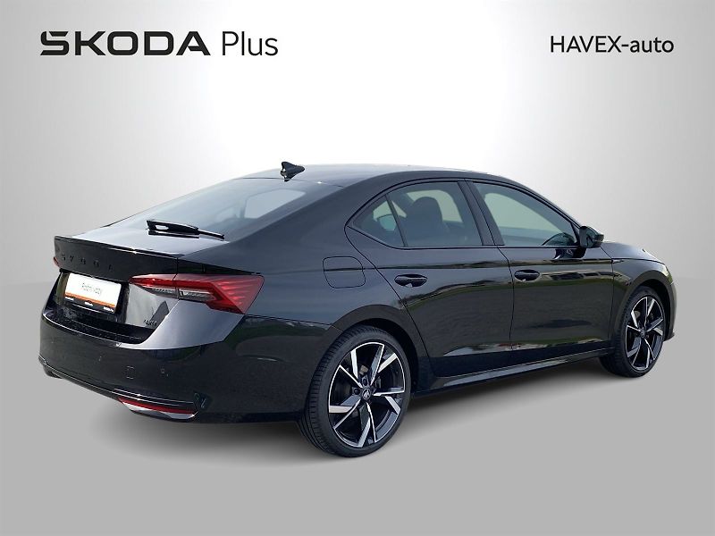 Škoda Octavia (2025) 2.0 TSI 4x4 DSG SportLine - fotka 2 z 37