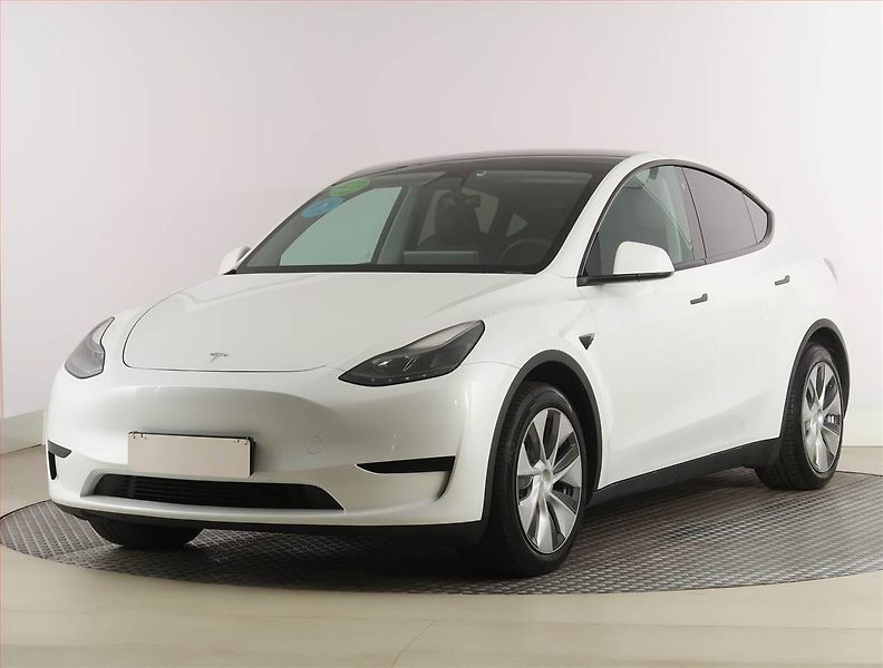Tesla Model Y (2023) RWD LFP 60kWh, SoH 94% - fotka 2 z 33