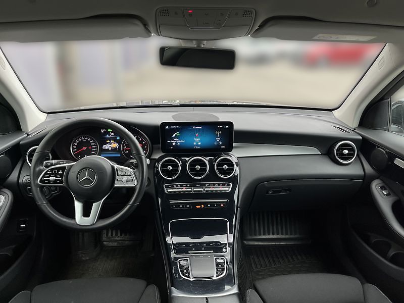 Mercedes-Benz GLC SUV 200 4MATIC - fotka 14 z 20