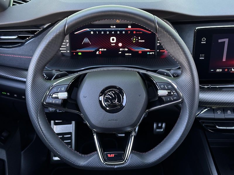 Škoda Octavia RS 2.0 TSi 180kW Matrix-LED V. - fotka 21 z 52