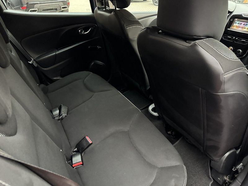 Renault Clio (2013) 1.2i Navi Klima Tempomat BT - fotka 19 z 50