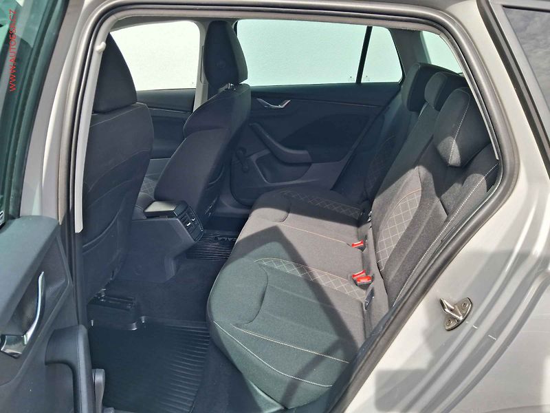 Škoda Scala (2020) 1.0 TSi, 1.maj,ČR, Ambition - fotka 10 z 20