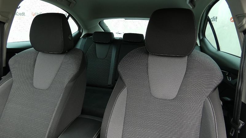 Škoda Octavia 1.5 TSI 110kW DSG Ambition - fotka 7 z 22