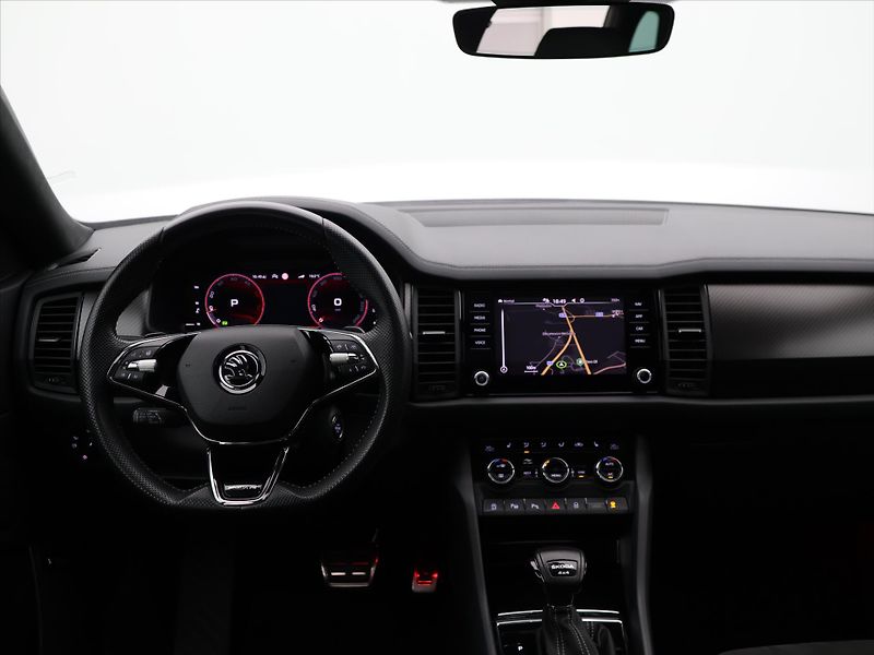 Škoda Kodiaq 2,0 TDI 4x4 DSG Sportline DPH - fotka 22 z 29