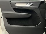 Volvo XC40 T3 MOMENTUM AUT 1. maj. - náhled 7