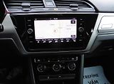 Volkswagen Touran 2,0 TDi Highline Navi - náhled 13