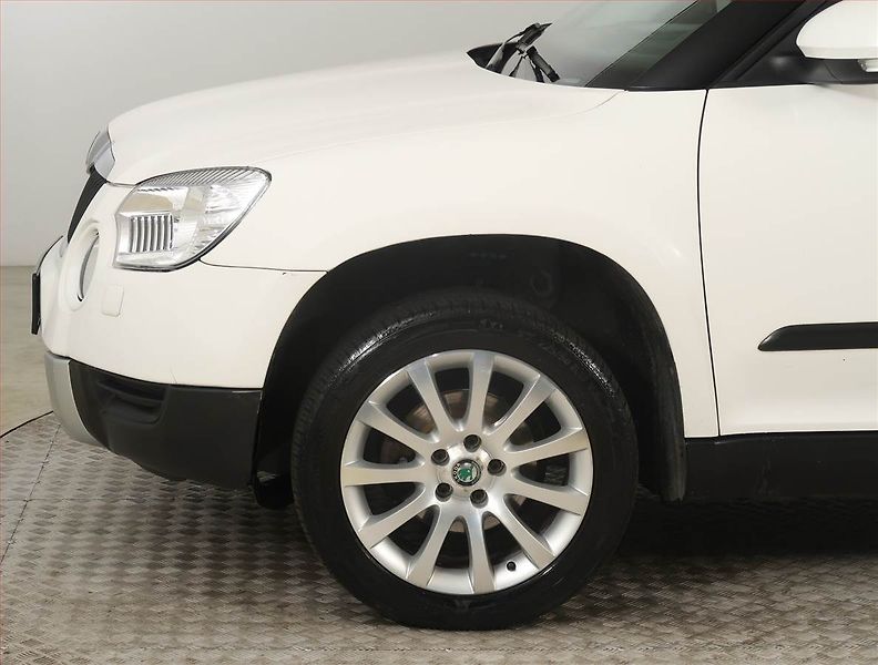 Škoda Yeti (2011) Ambition 1.4 TSI, Serv.kniha - fotka 15 z 21