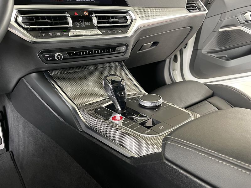 BMW Řada 3 M340i xDrive*Laser*REZERVACE! - fotka 26 z 41