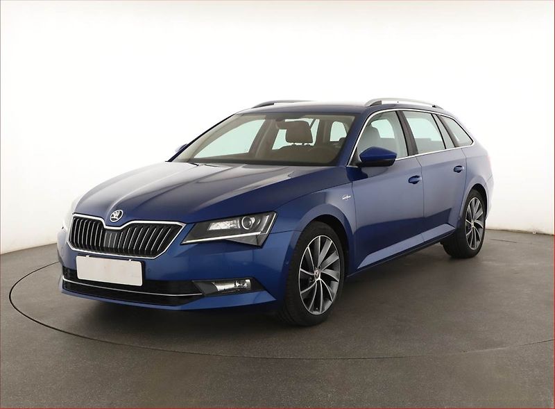 Škoda Superb (2017) 2.0 TDI, Automat, Kůže, Navi - fotka 2 z 21