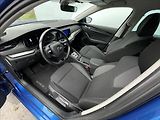 Škoda Octavia 2,0 TDI DSG Ambition Plus PDC - náhled 4