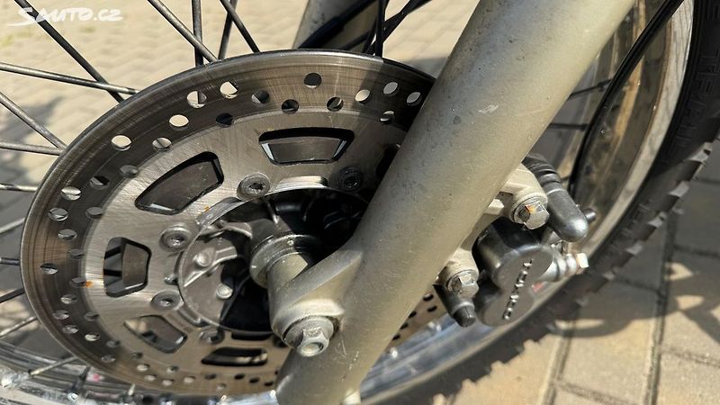 Kawasaki KLR 650 Výjimečný Stav 31kw A2 - fotka 12 z 19