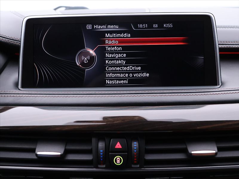BMW X6 3,0 40d 230kW xD Aut. CZ LED - fotka 25 z 38