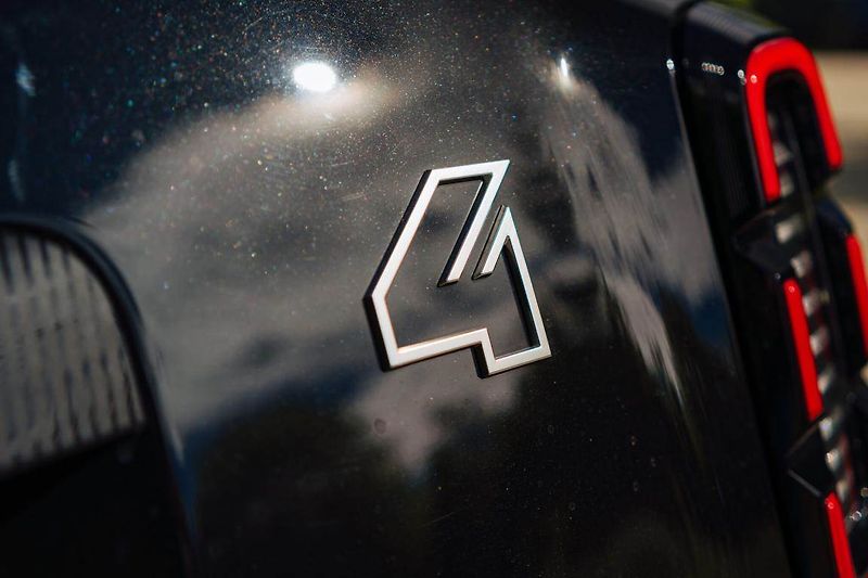 Renault 4 E-TECH (2026) 52 kWh - fotka 15 z 33