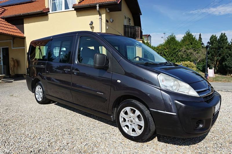 Citroën Jumpy (2009) 2.0 HDI 16V 88 kW - fotka 2 z 35
