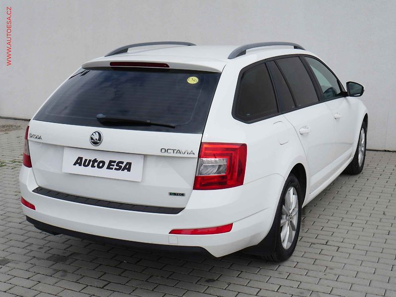 Škoda Octavia (2015) 1.4G-TEC, ČR, Ambition - fotka 4 z 15