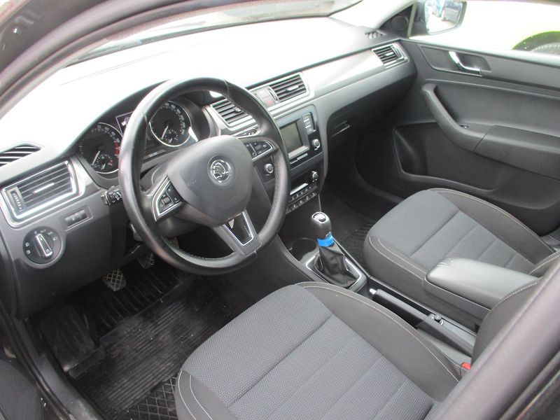 Škoda Rapid (2015) 1,6 TDi - fotka 10 z 12