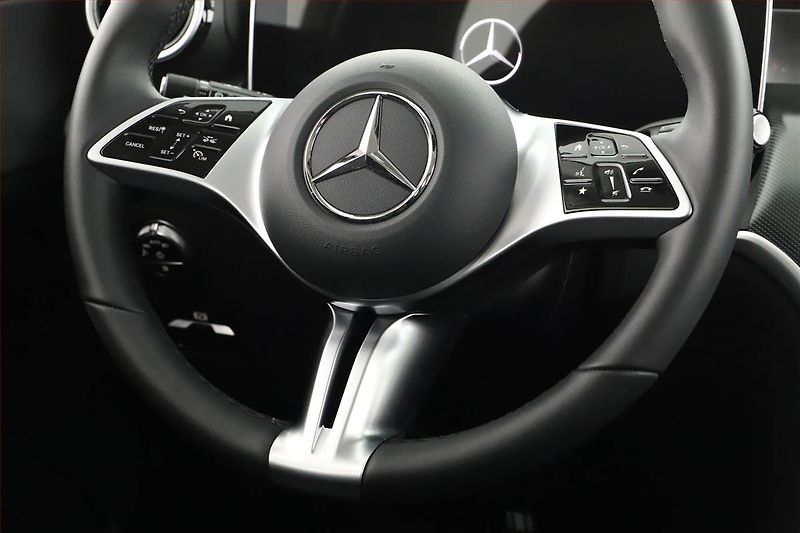 Mercedes-Benz GLC (2026) 200 d 4MATIC, AVANTAGARDE - fotka 8 z 21