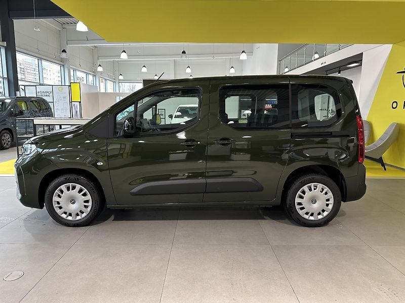 Opel Combo Edition Plus L1H1 1.5CDTI, MT6 - fotka 4 z 19