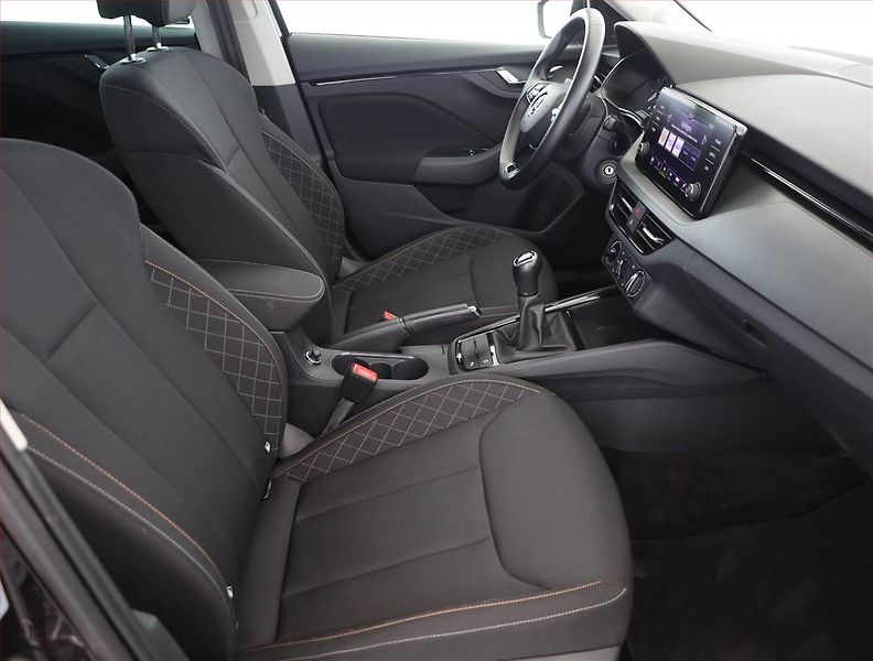 Škoda Kamiq (2023) Ambition 1.0 TSI - fotka 7 z 18