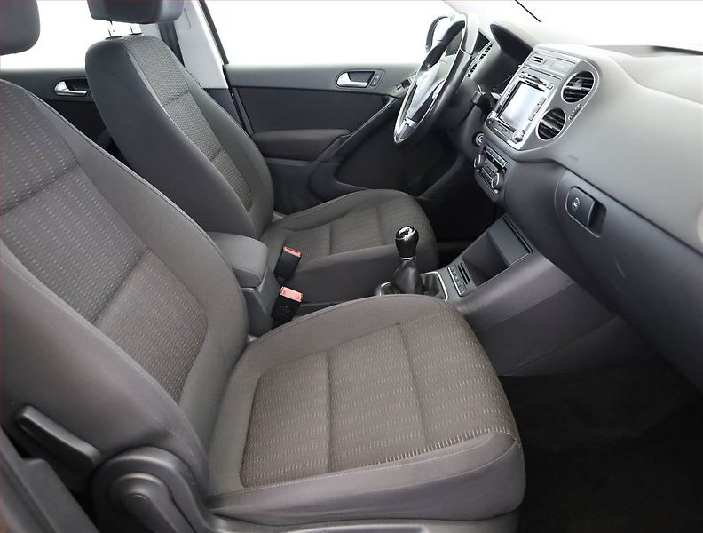 Škoda Octavia (2013) 1.2 TSI, Park. senzory - fotka 9 z 17
