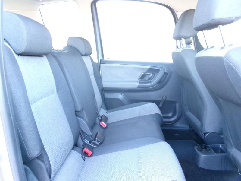 Škoda Roomster 1,6 TDI KLIMA PNEU - fotka 12 z 22