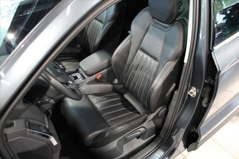 Škoda Karoq 2.0 TDi 4x4 Style - fotka 9 z 30