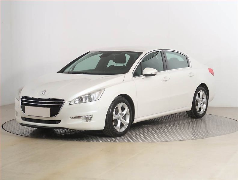 Peugeot 508 (2011) 2.0 HDi, Tempomat - fotka 2 z 17