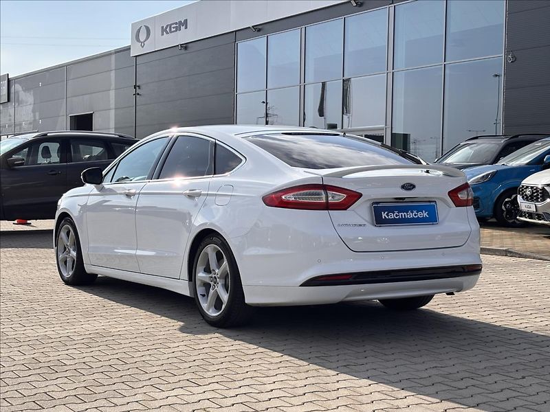 Ford Mondeo 2,0 TDCi 110kW Titanium - fotka 3 z 25