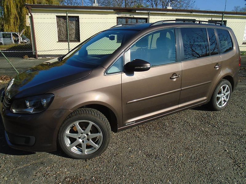 Volkswagen Touran 2.0 TDI 7míst,servisní histori - fotka 6 z 41