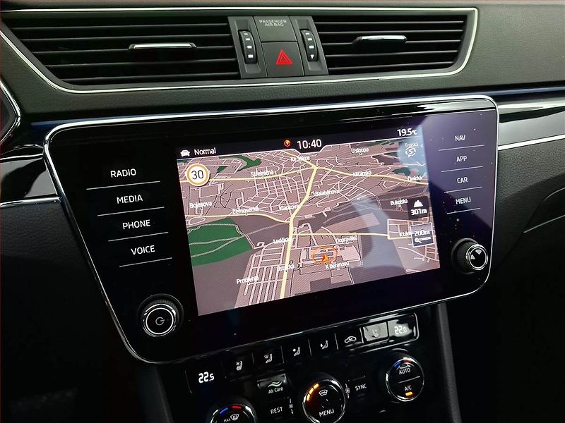 Škoda Superb (2020) Laurin&Klement 2.0 TDI - fotka 13 z 18