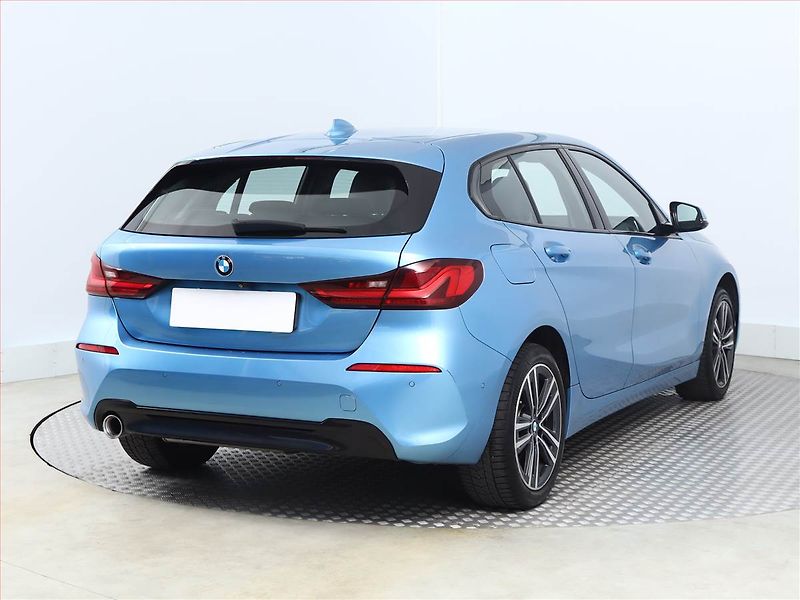 BMW Řada 1 (2019) Luxury Line 116d, Automat - fotka 5 z 18