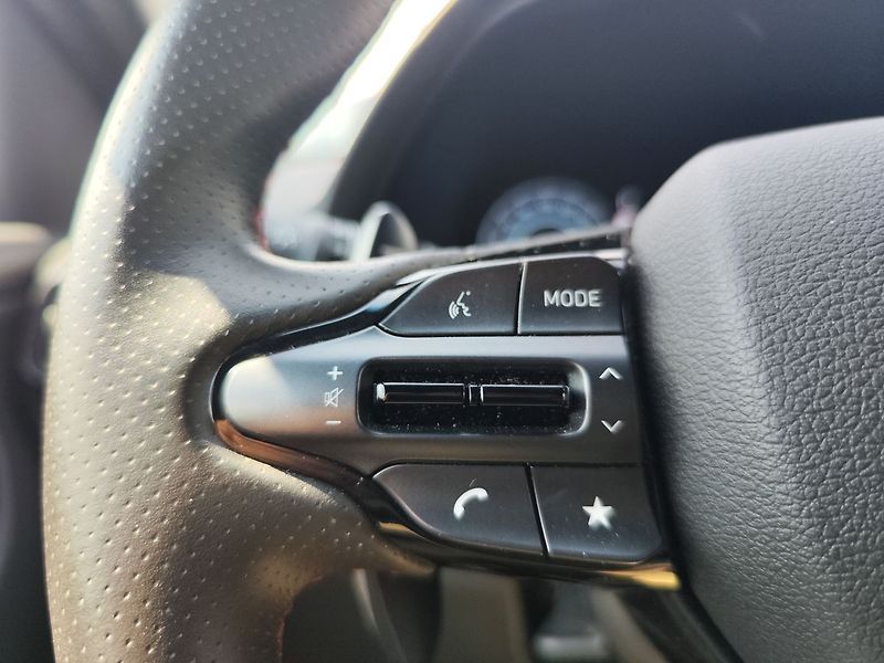 Hyundai i30 1.5 T-GDI/103kW N-Line DCT - fotka 25 z 32