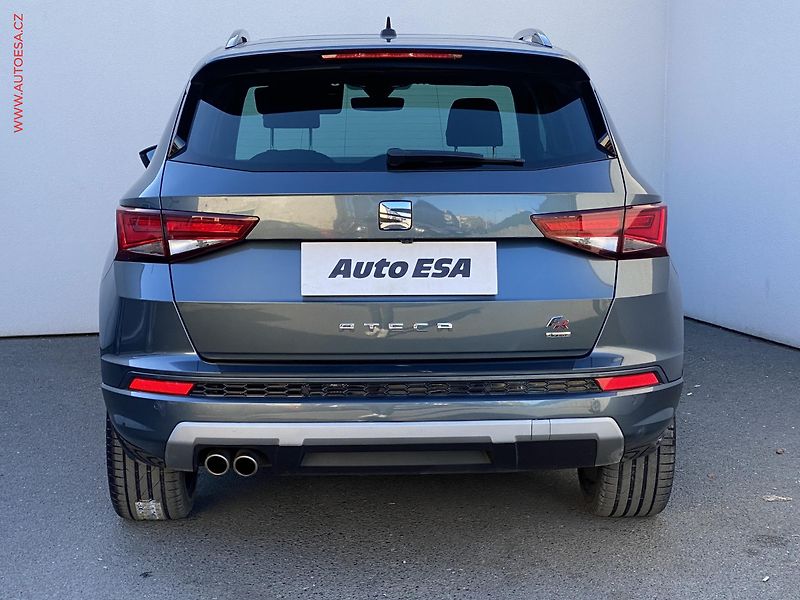Seat Ateca (2020) 2.0 TSi 4x4, FR, DSG, +ALU - fotka 5 z 24