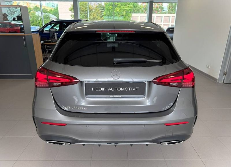 Mercedes-Benz Třídy A (2025) 250 e - fotka 4 z 6