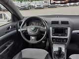 Škoda Octavia (2011) KOMBI 2.0 TDi RS - náhled 8