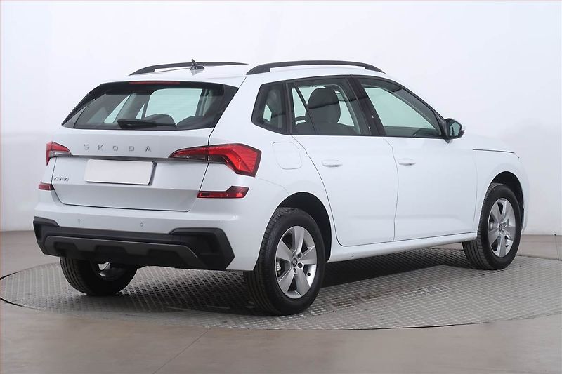 Škoda Kamiq (2025) 1.0 TSI - fotka 5 z 21