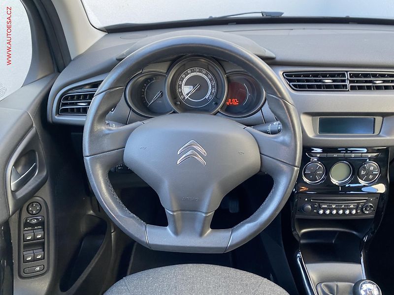 Citroën C3 (2015) 1.0i, Selection, +kola - fotka 11 z 15