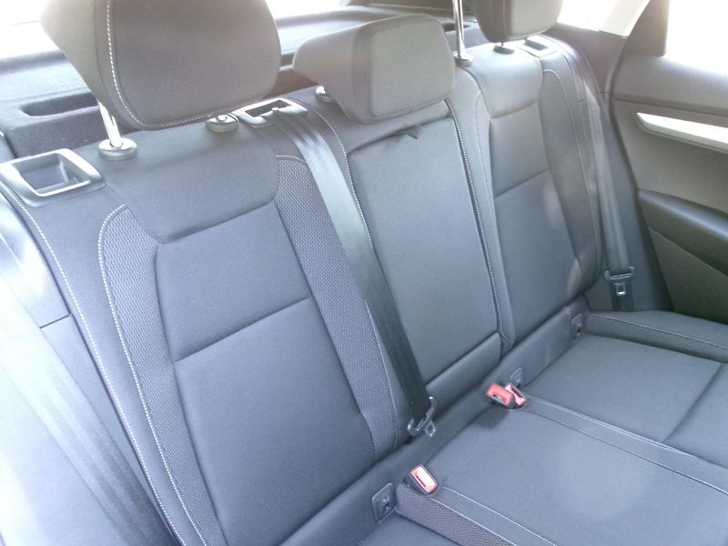 Škoda Karoq (2023) 2,0TDI DSG ACC BT  - fotka 16 z 28