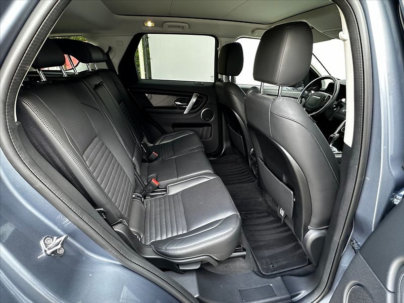Land Rover Discovery Sport 2,0 D150 AWD 110kW HSE SERVIS! - fotka 14 z 50