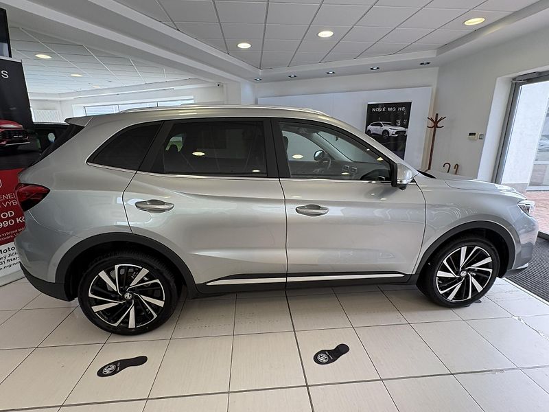MG ZS (2025) HEV exclusive - fotka 8 z 15