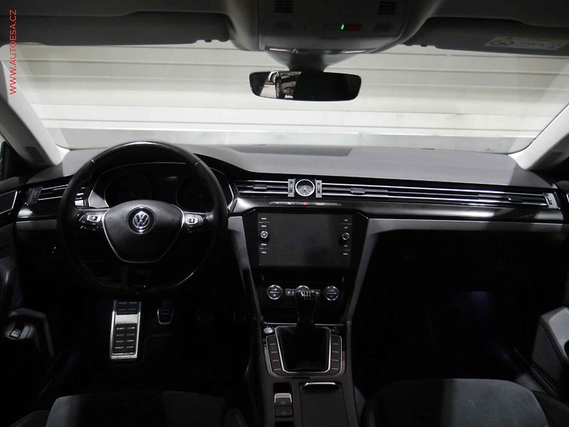 Volkswagen Arteon (2020) 2.0 TDi, 2.maj,ČR, Elegance - fotka 8 z 20