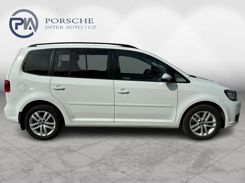 Volkswagen Touran 2,0 TDI Comfortline - fotka 7 z 19